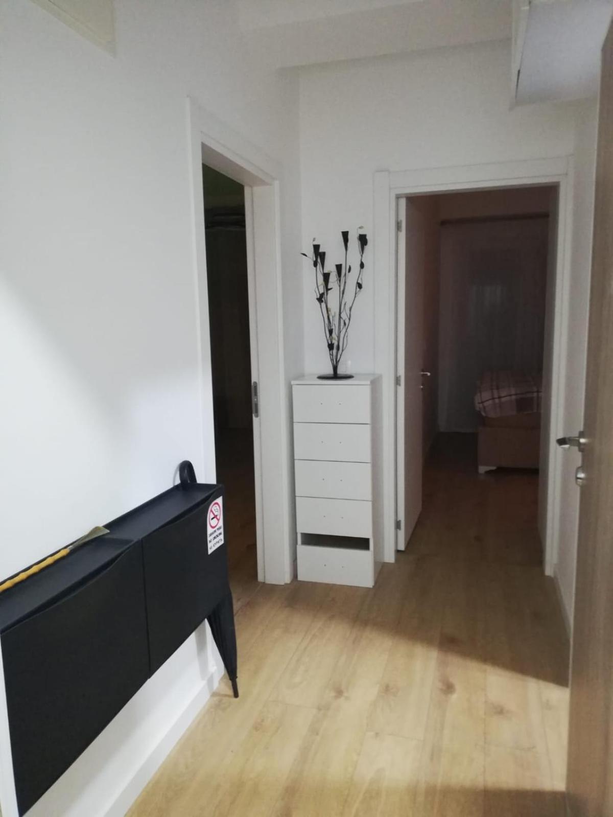 Апартаменты Happy Place 1 Bedroom Бар
